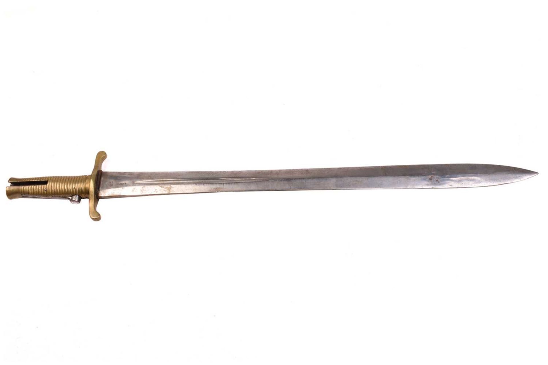 A Victorian 'Brunswick' military percussion rifle and sword bayonet, the lock dated 1864 and - Bild 2 aus 13