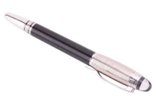 Montblanc - a StarWalker rollerball pen, with twist mechanism and ribbed barrel, clip ring