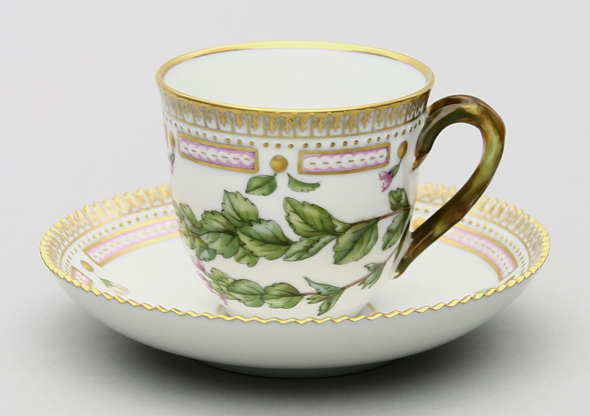 Kaffeetasse mit Untertasse "Flora Danica", Royal Copenhagen. - Bild 2 aus 3