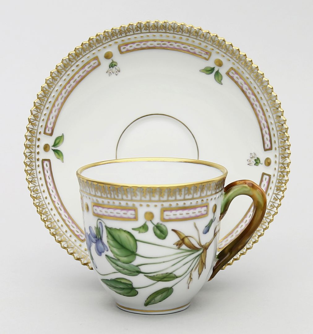 Kaffeetasse mit Untertasse "Flora Danica", Royal Copenhagen.