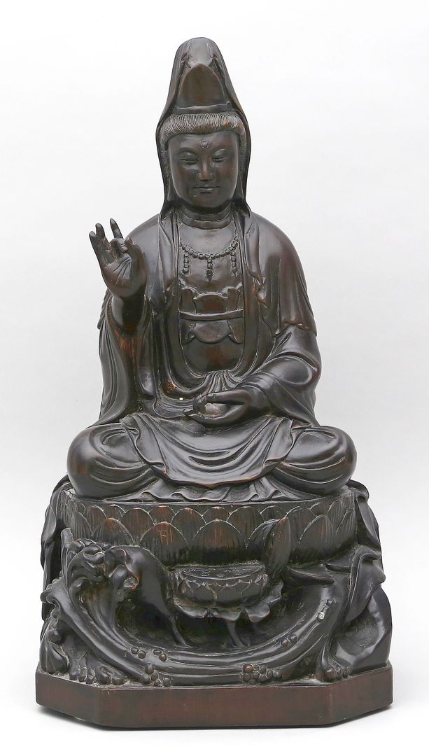 Skulptur einer Guanyin.