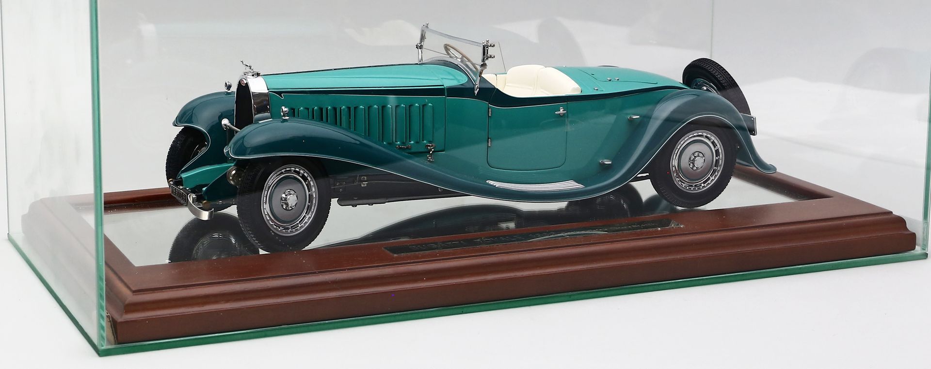 Modellauto "Bugatti Royale 1932 Roadster Esders", 1:18, Bauer.