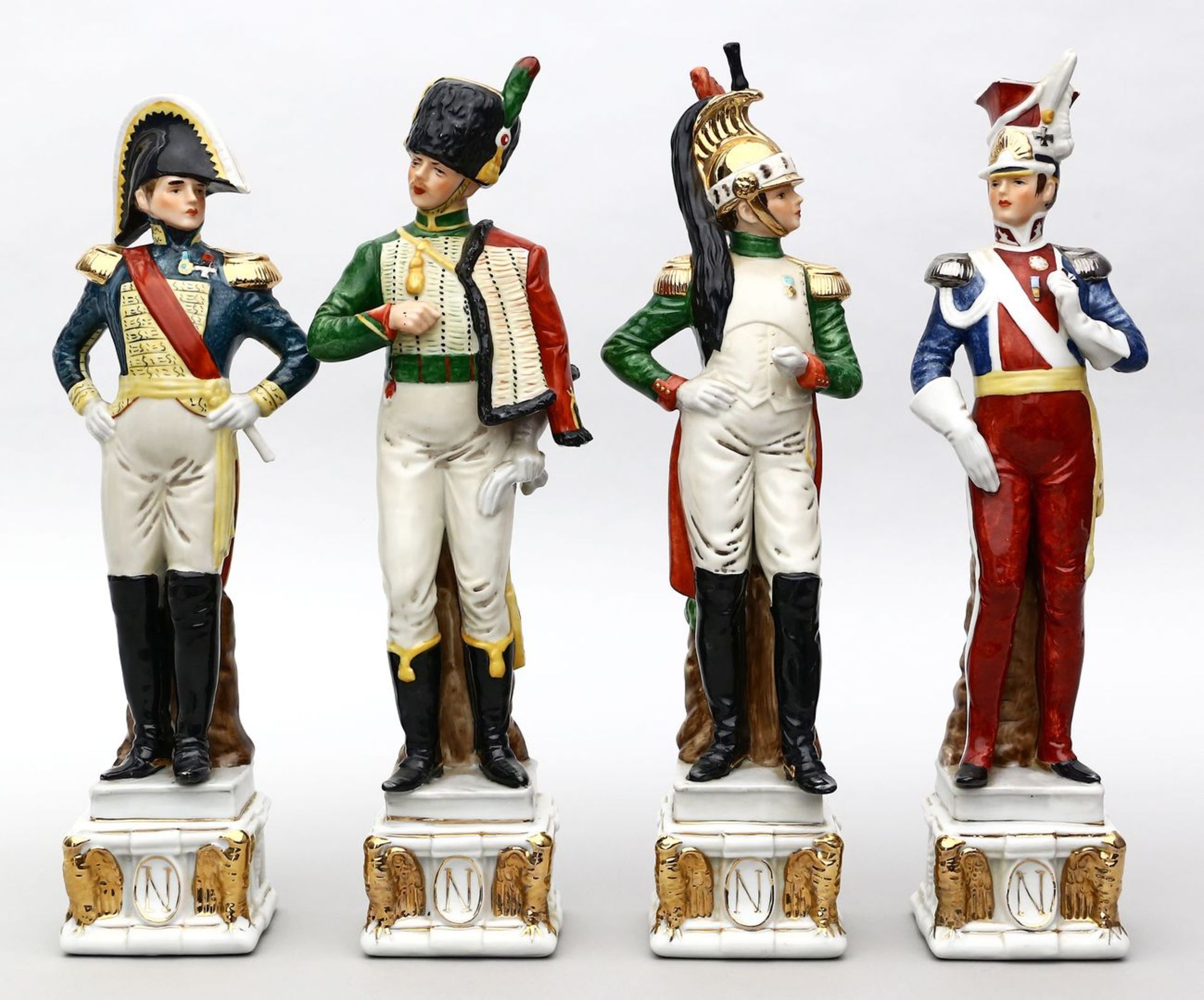 4 Skulpturen "Napoleonische Generäle".