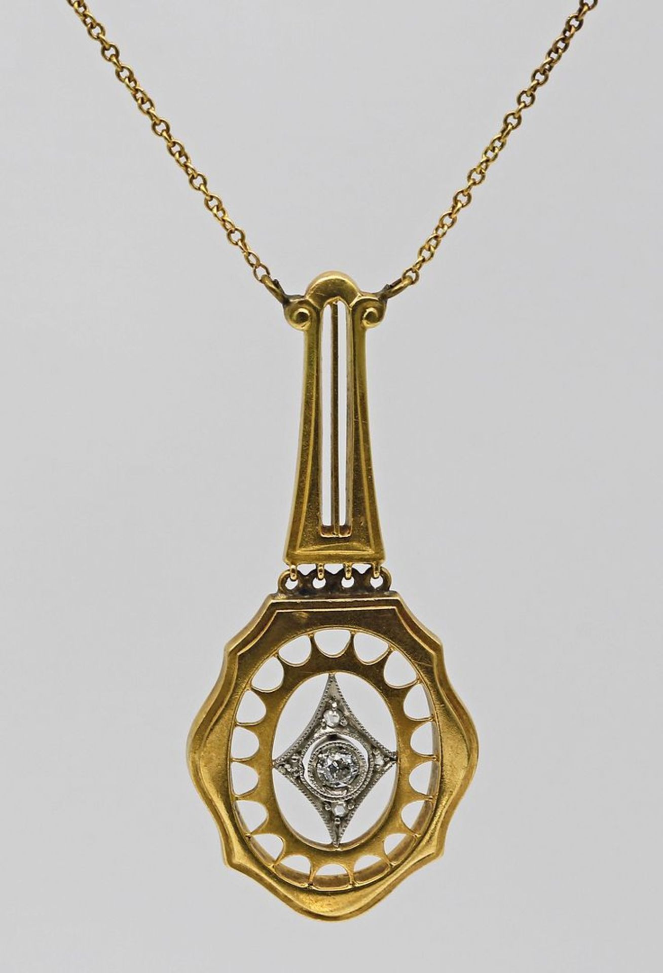 Jugendstil-Collier.