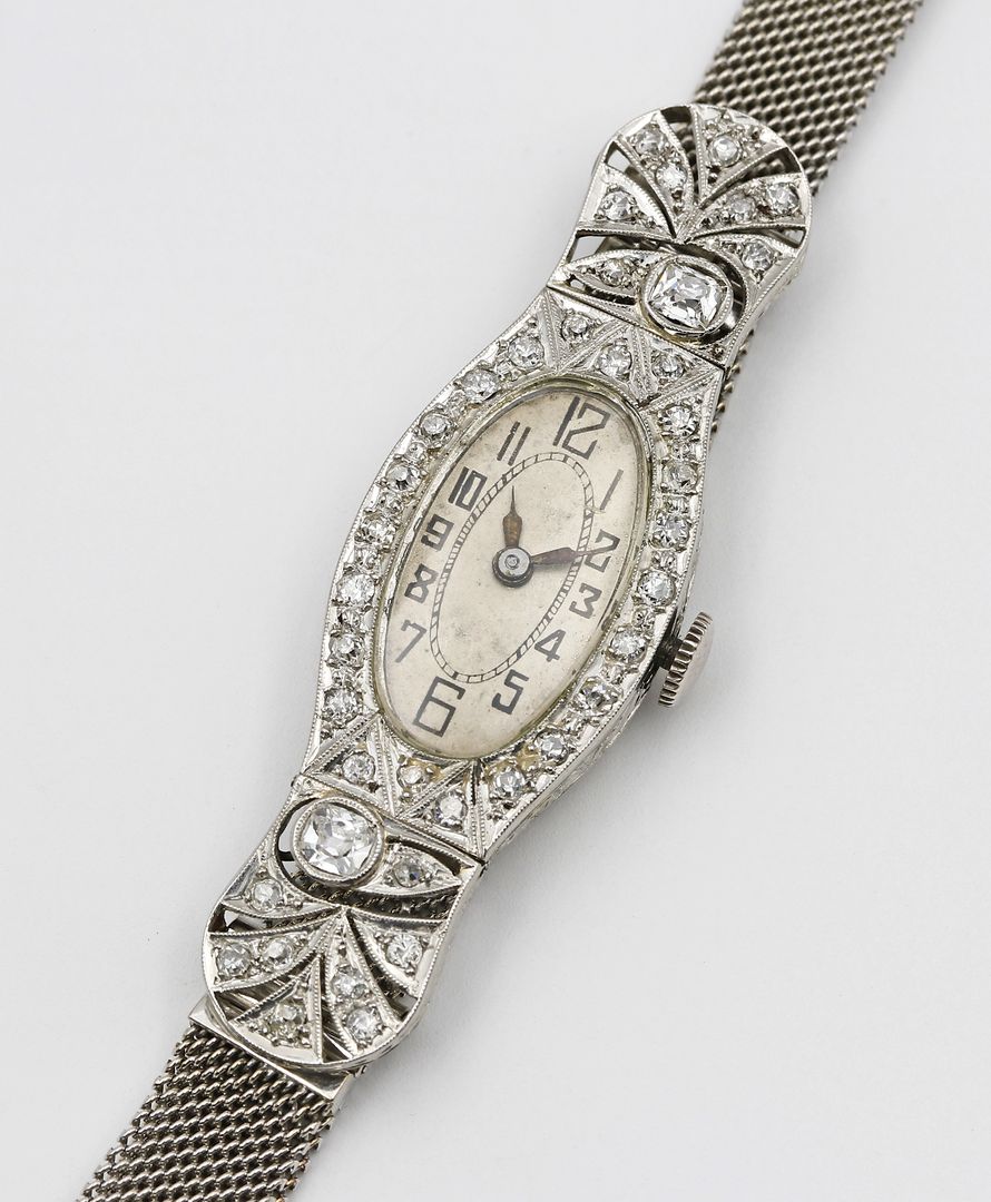 Art Deco-Damenarmbanduhr.