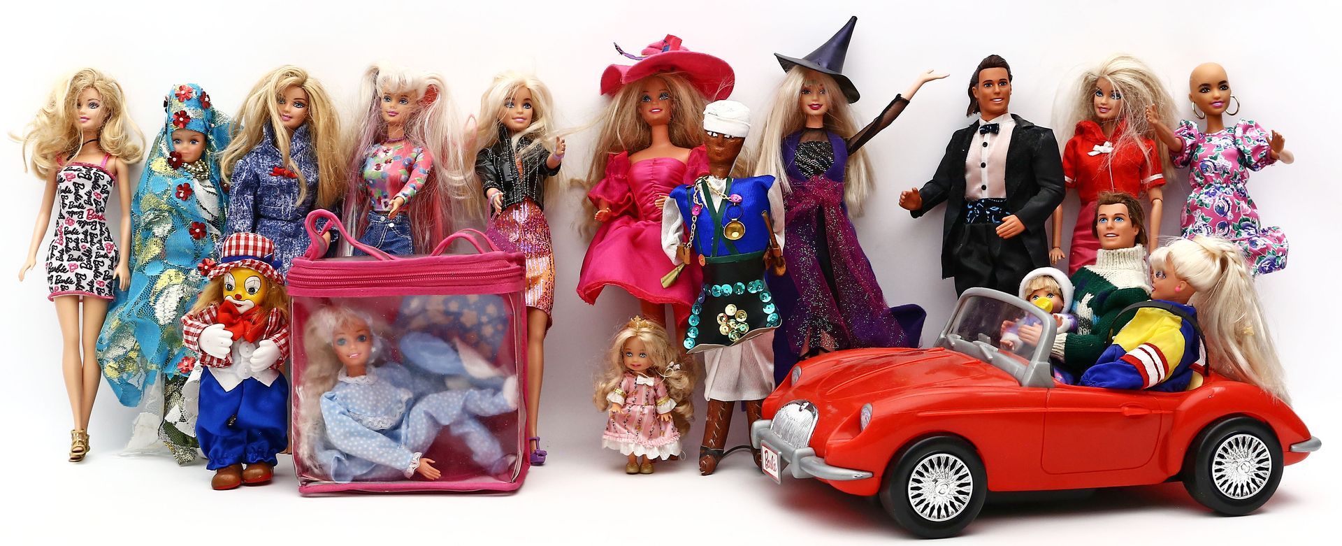 Großer Posten Barbie-Puppen und Zubehör. 