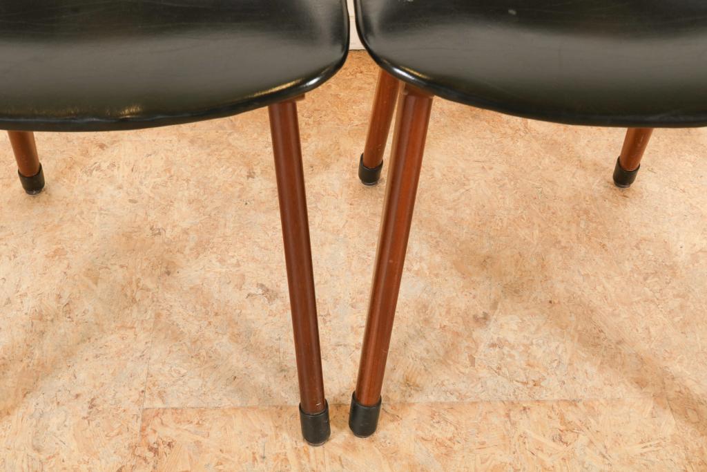 Serie van 4 Louis van Teeffelen stoelen - Image 4 of 6