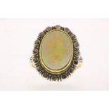 Bi color ring met opaal en diamant