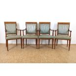 Serie van 4 mahonie stoelen