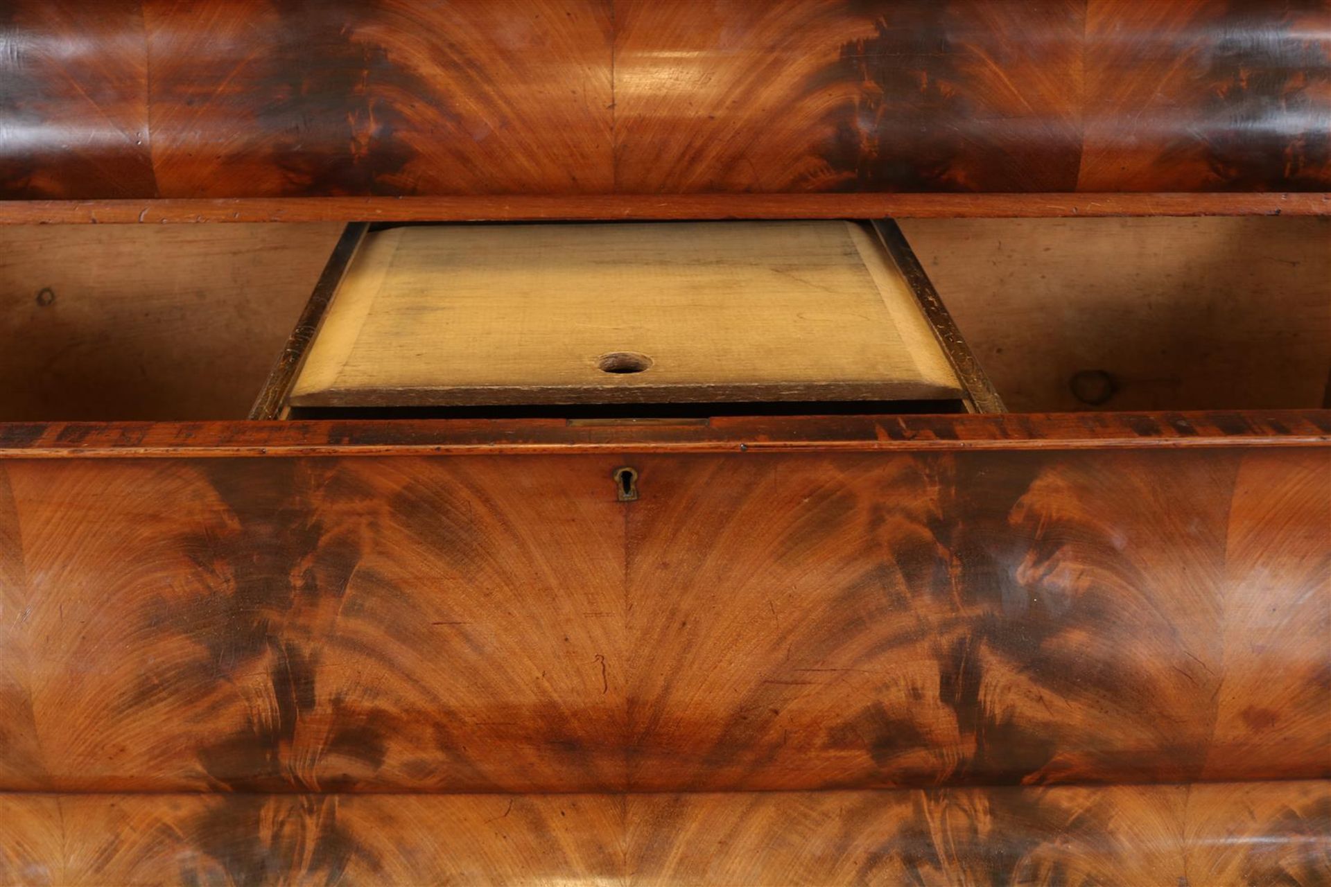 Mahogany Victorian chest of drawers - Bild 3 aus 6