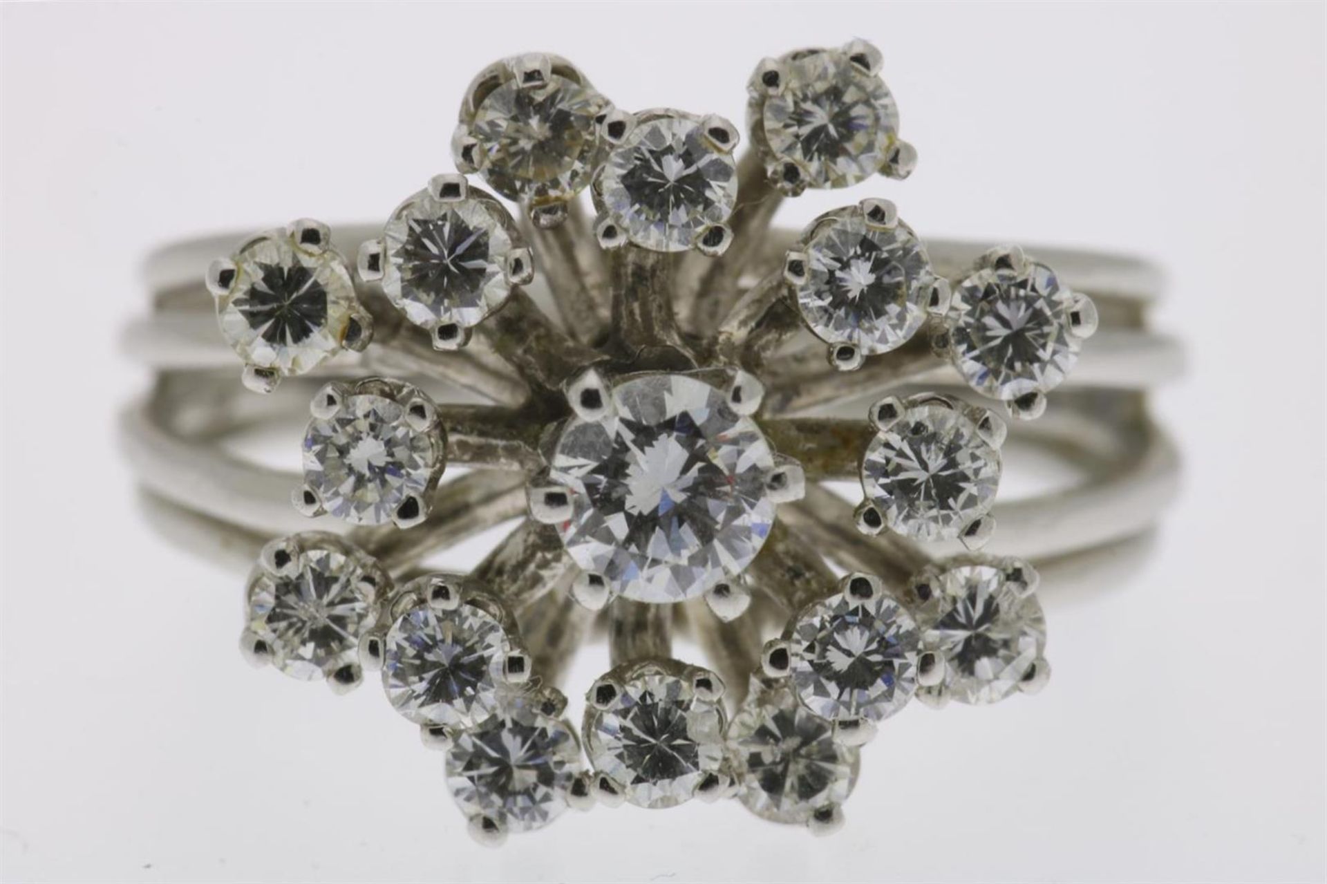 White gold fantasy ring set with brilliant cut diamonds, approx. 0.70 ct. (measured set), gross