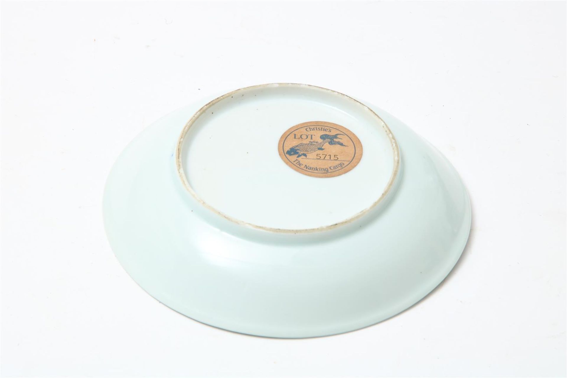 Lot of 5 porcelain dishes (edge flakes) and 4 various saucers, including The Nanking Cargo and Ming, - Image 19 of 19