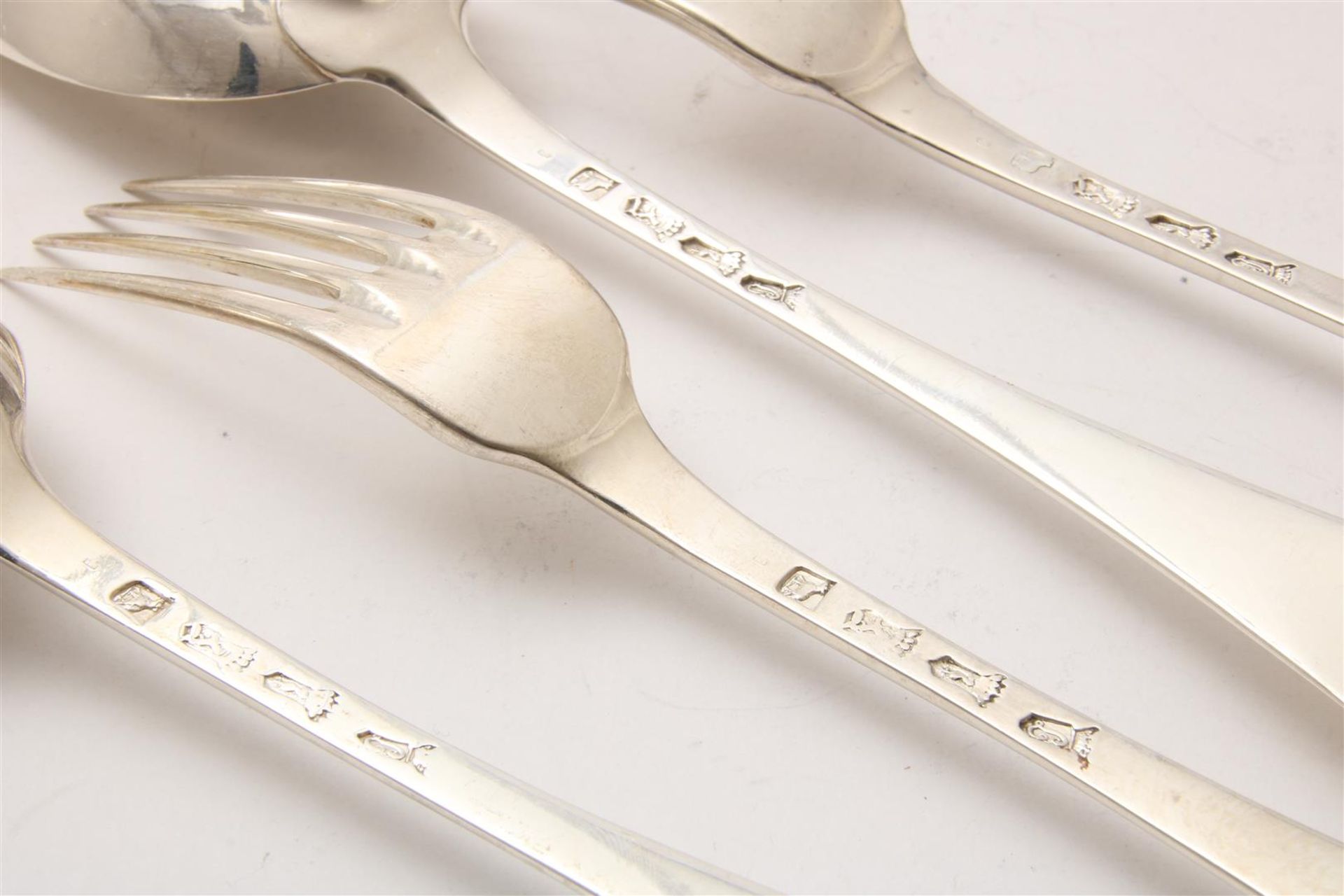Series of 6 silver large spoons, The Hague, master mark Johan S. Bauer, year stamp 1782, alloy 925/ - Image 2 of 2