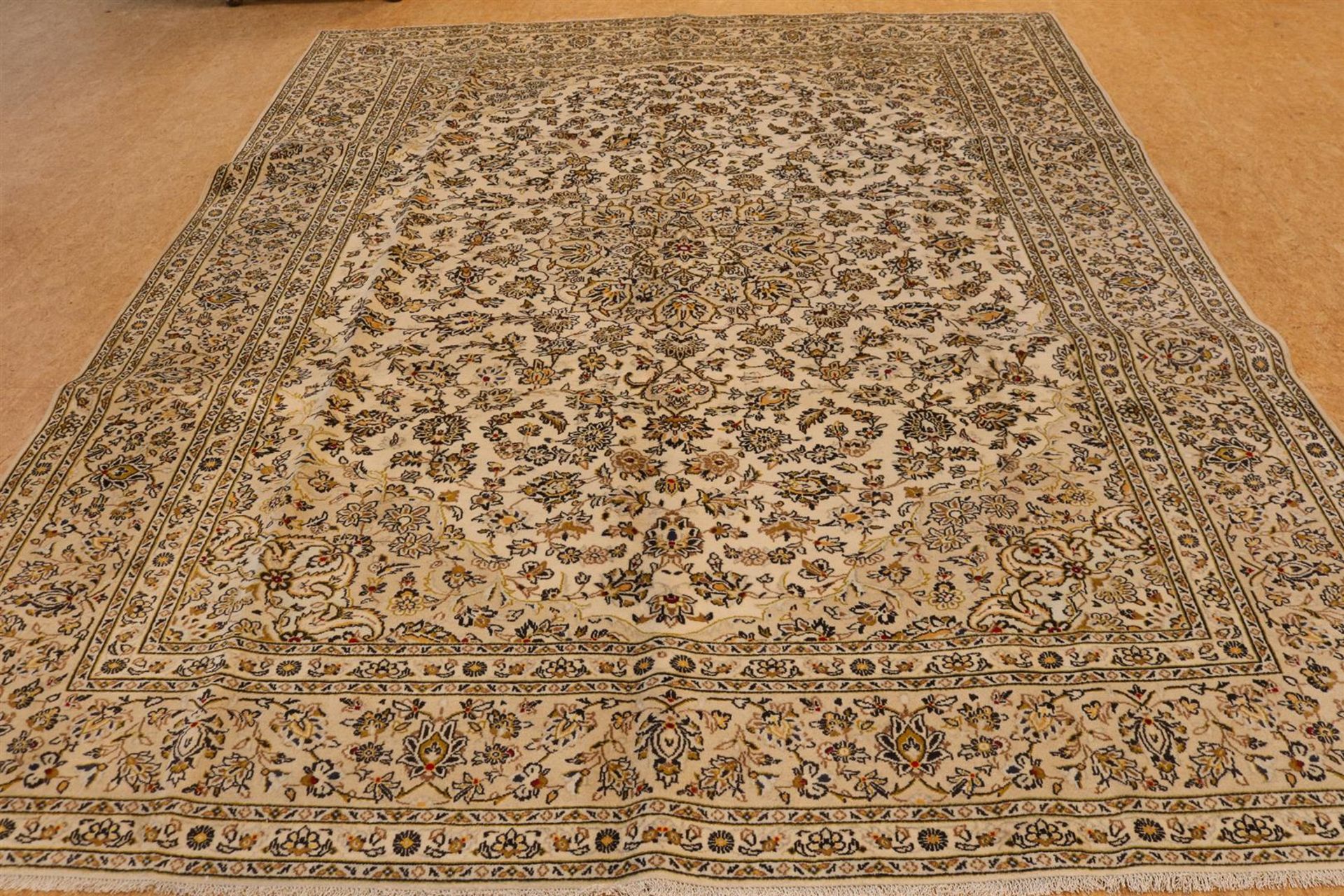 Tapestry, Keshan, 383 x 291 cm.