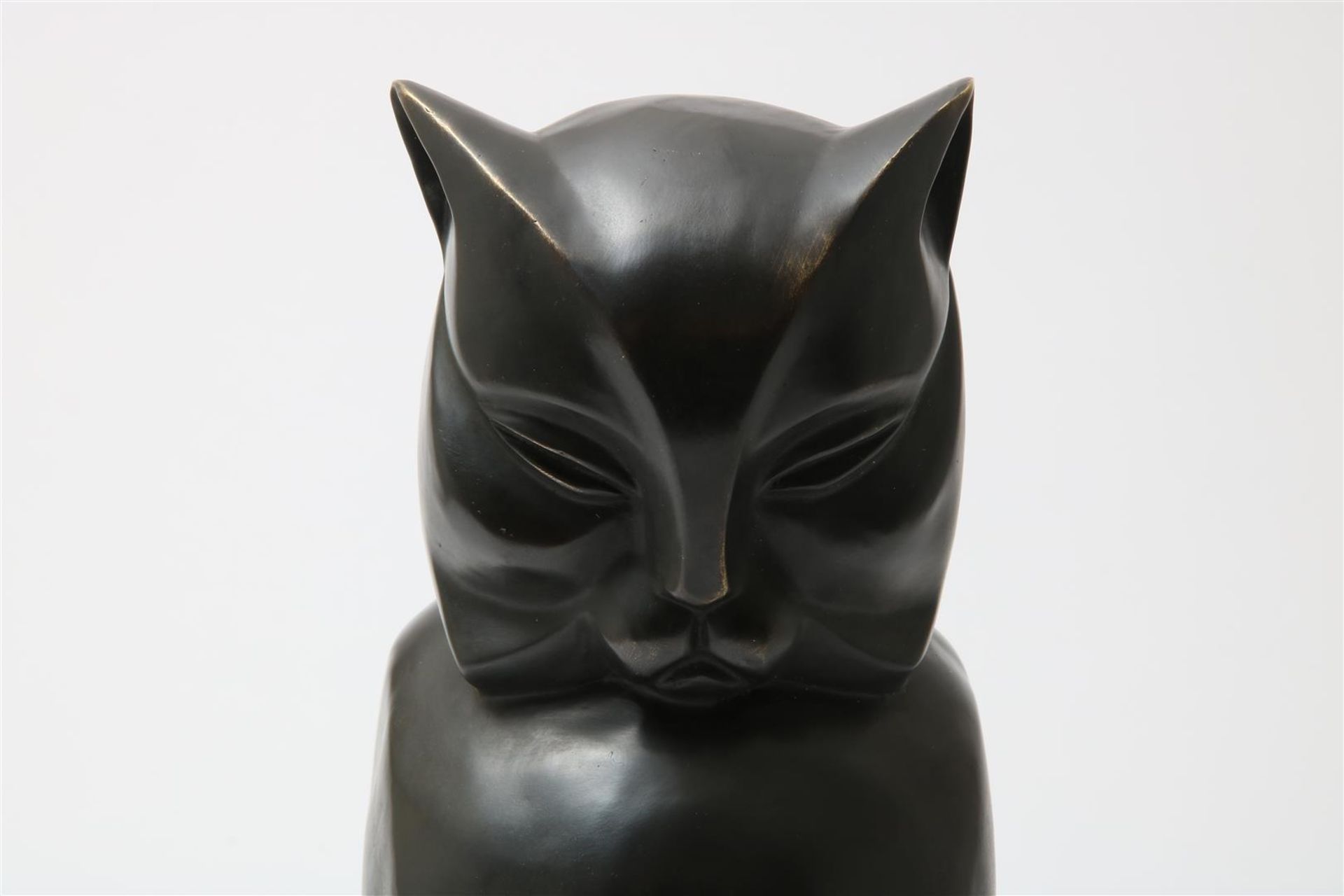 Bronze Art Deco-style sculpture of a cat, h. 46cm. - Image 2 of 3