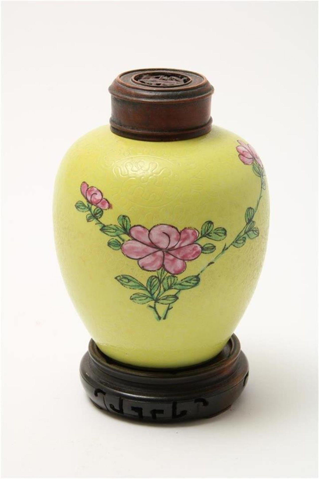 Porcelain famille jaune gingerpot decorated with pink flowers on wooden base and lid, China, h. 15