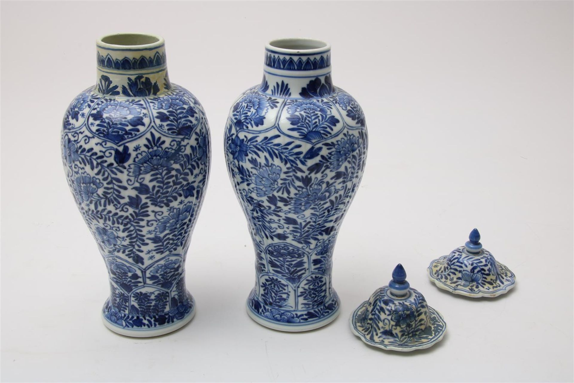 Set of porcelain baluster-shaped lidded vases with cartouches and flowering shrubs decoration, China - Image 3 of 9