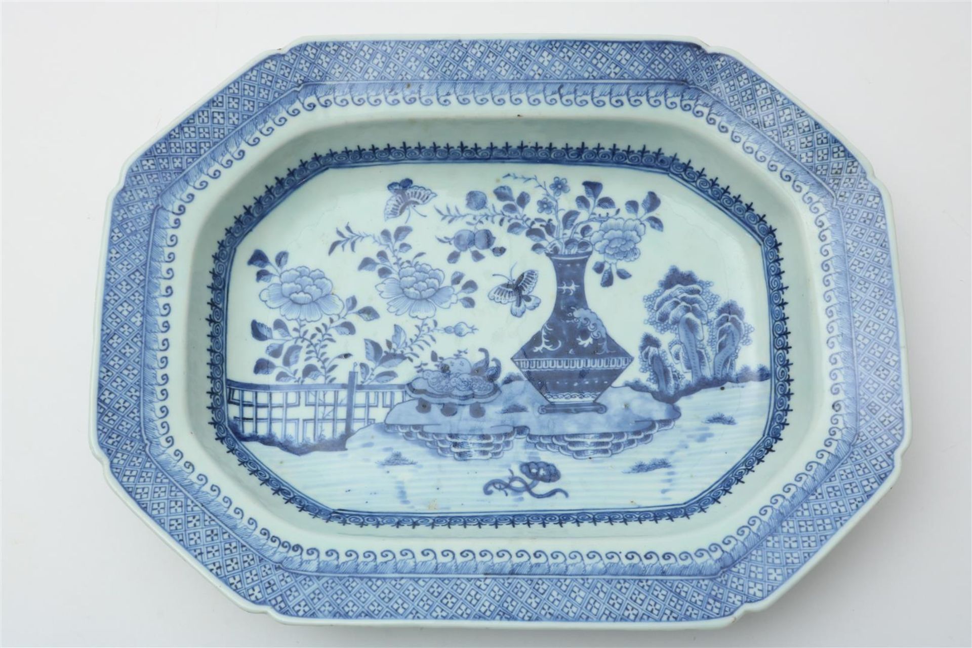 Porcelain Qianlong tureen under cover on a dish decorated with flowers in a landscape, China 18th - Image 3 of 10