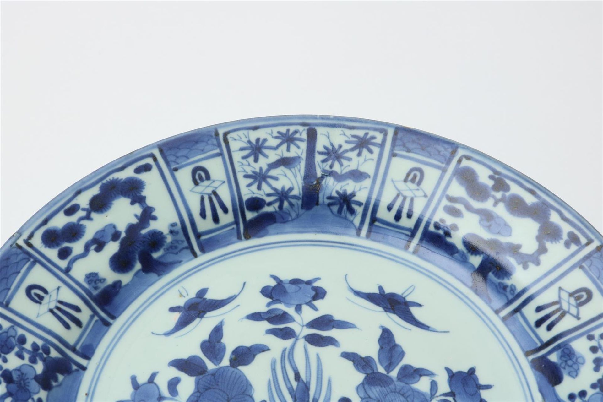 Porcelain Arita dish with central decoration of flowers in vase and cartouche edge decoration, - Image 2 of 5
