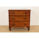 Mahogany Victorian dresser with 3 drawers