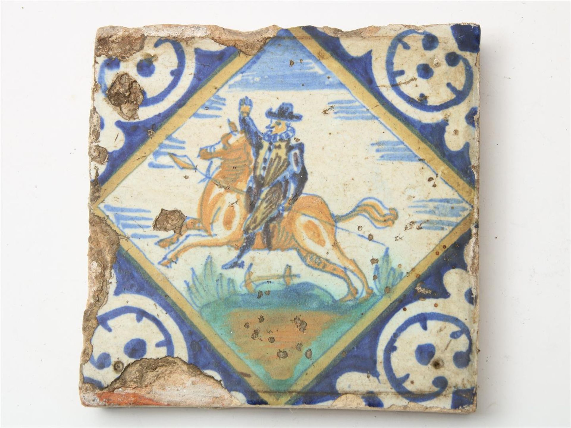 Four polychrome painted majolica square tiles: rider on horseback, soldier, deer and dog, circa - Image 4 of 5