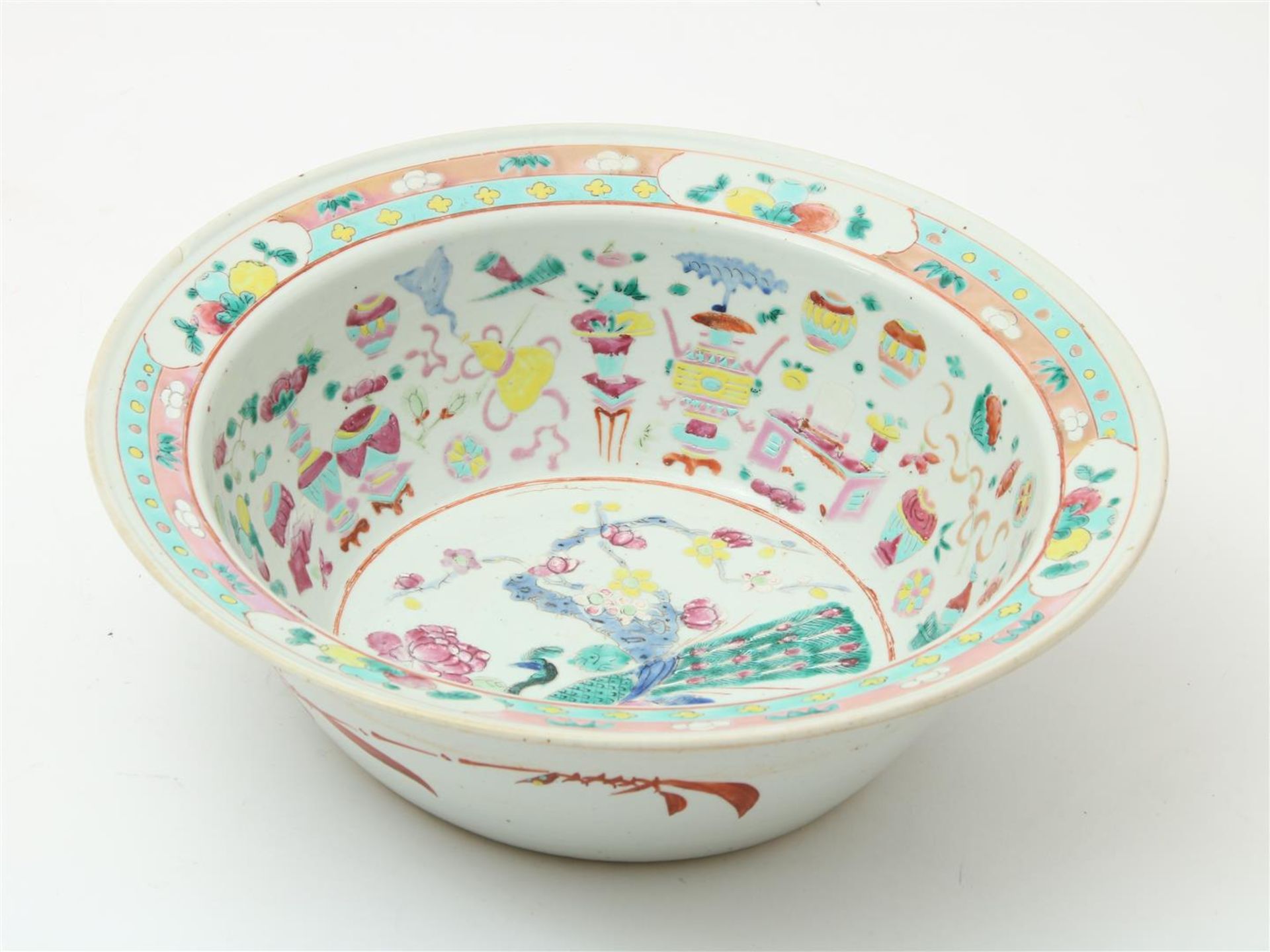 Porcelain famille rose bowl 