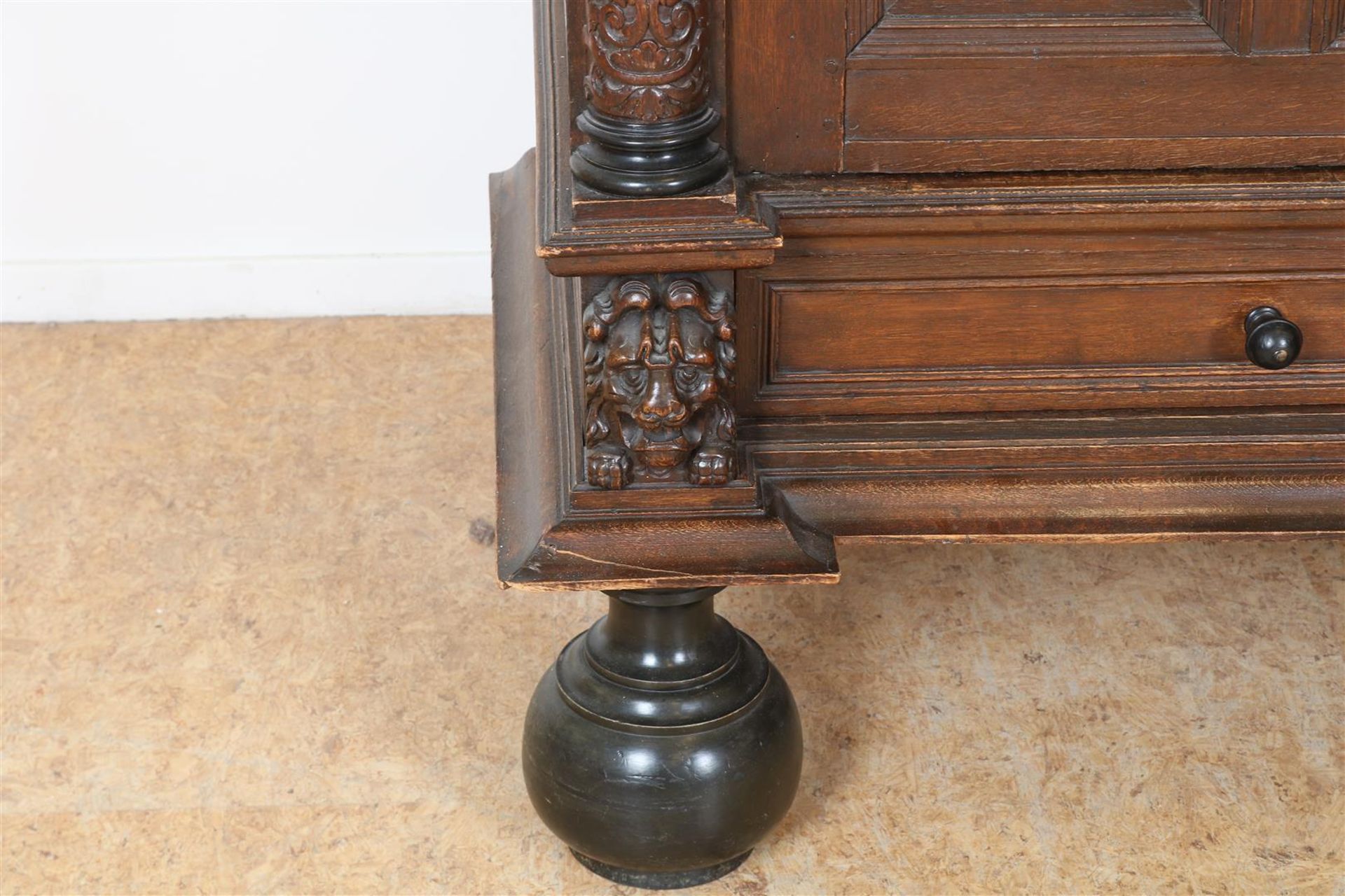 Oak Renaissance cabinet  - Bild 10 aus 10