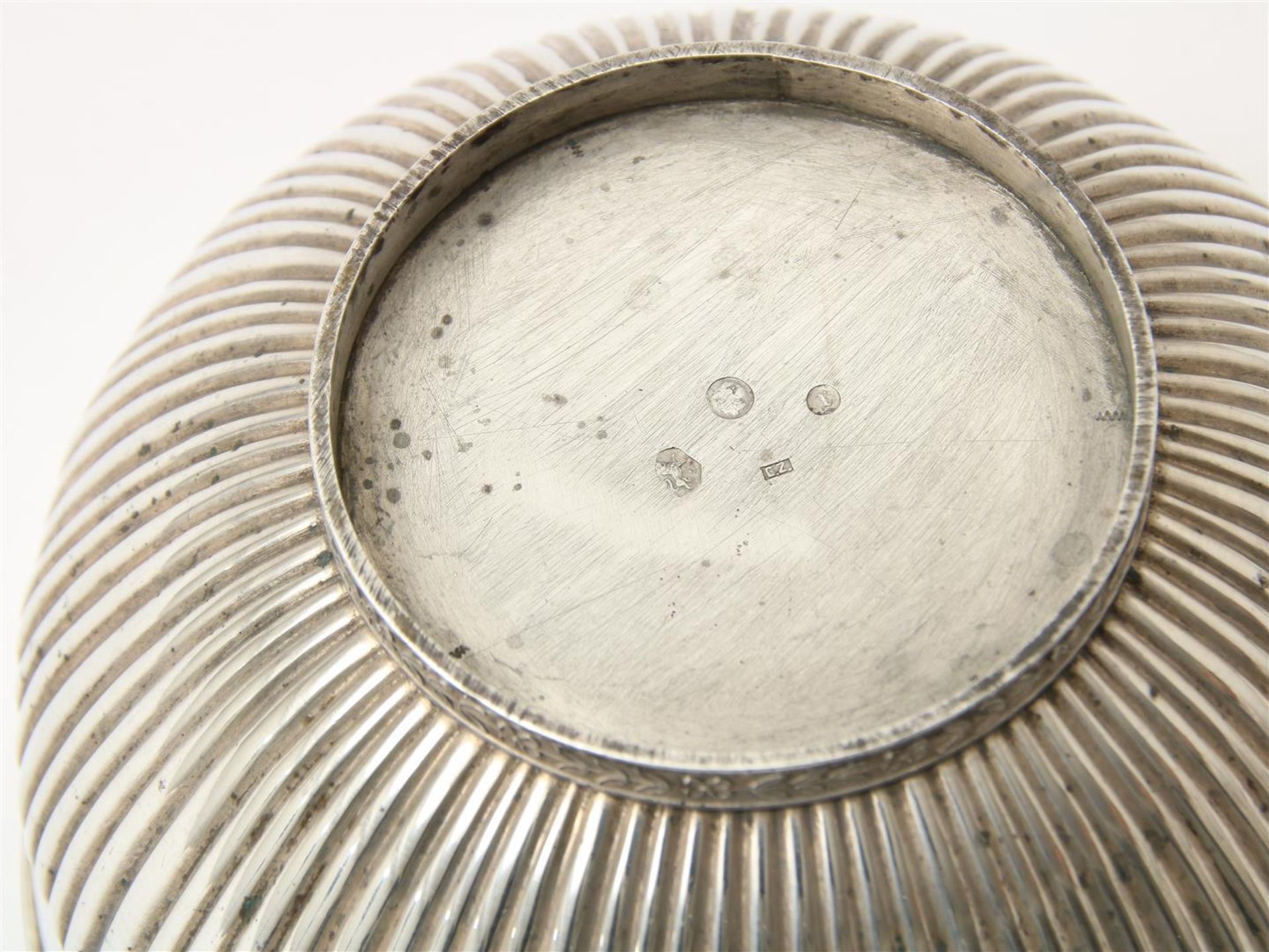 Silver bowl, last 1868, size. Gerritsen J.A.A. Amsterdam, gross weight 176 grams - Image 2 of 2