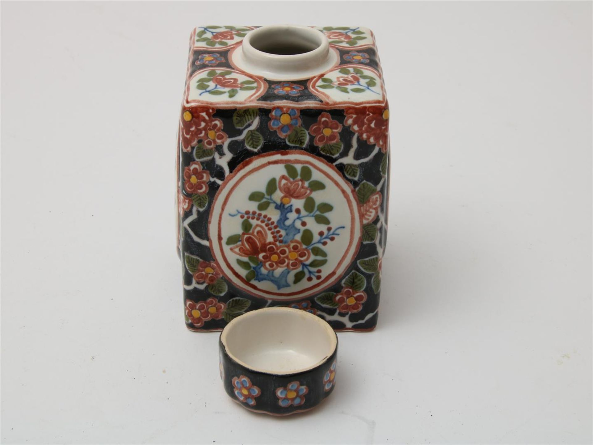 Lot of a polychrome earthenware candlestick, h. 21 cm., polychrome earthenware tea caddy, h. 13 - Image 5 of 9