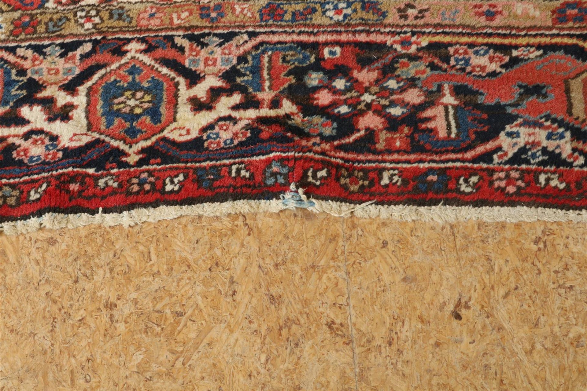 Carpet, Heriz, 360 x 270 cm. - Image 2 of 3