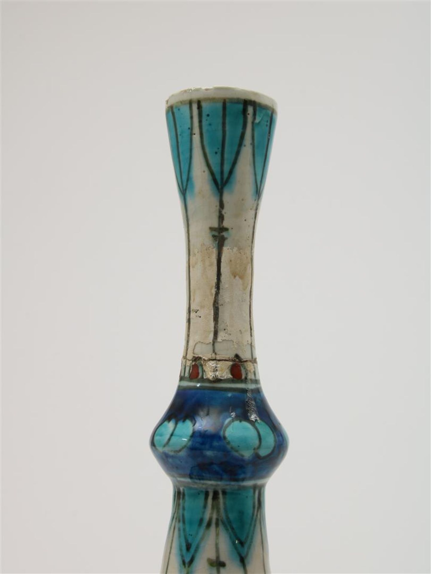 Polychrome earthenware 'New Delft' or 'Iznik' vase with narrow neck and Persian flower decor. - Image 6 of 8