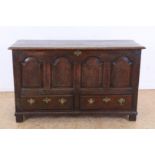 Oak Georgian chest, 18th century