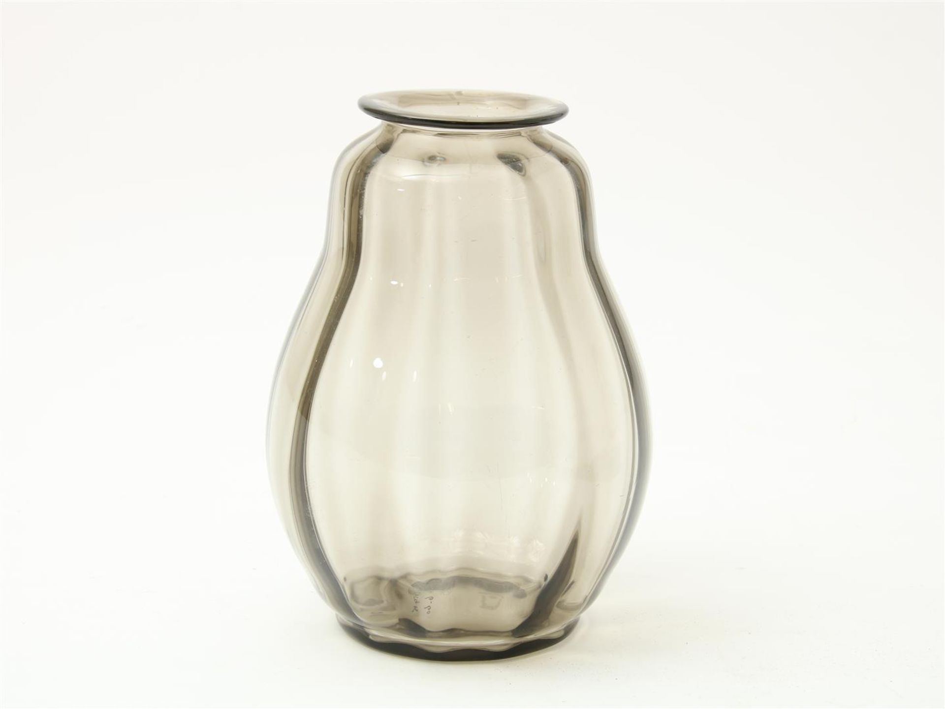 Fumi-colored optically blown glass vase