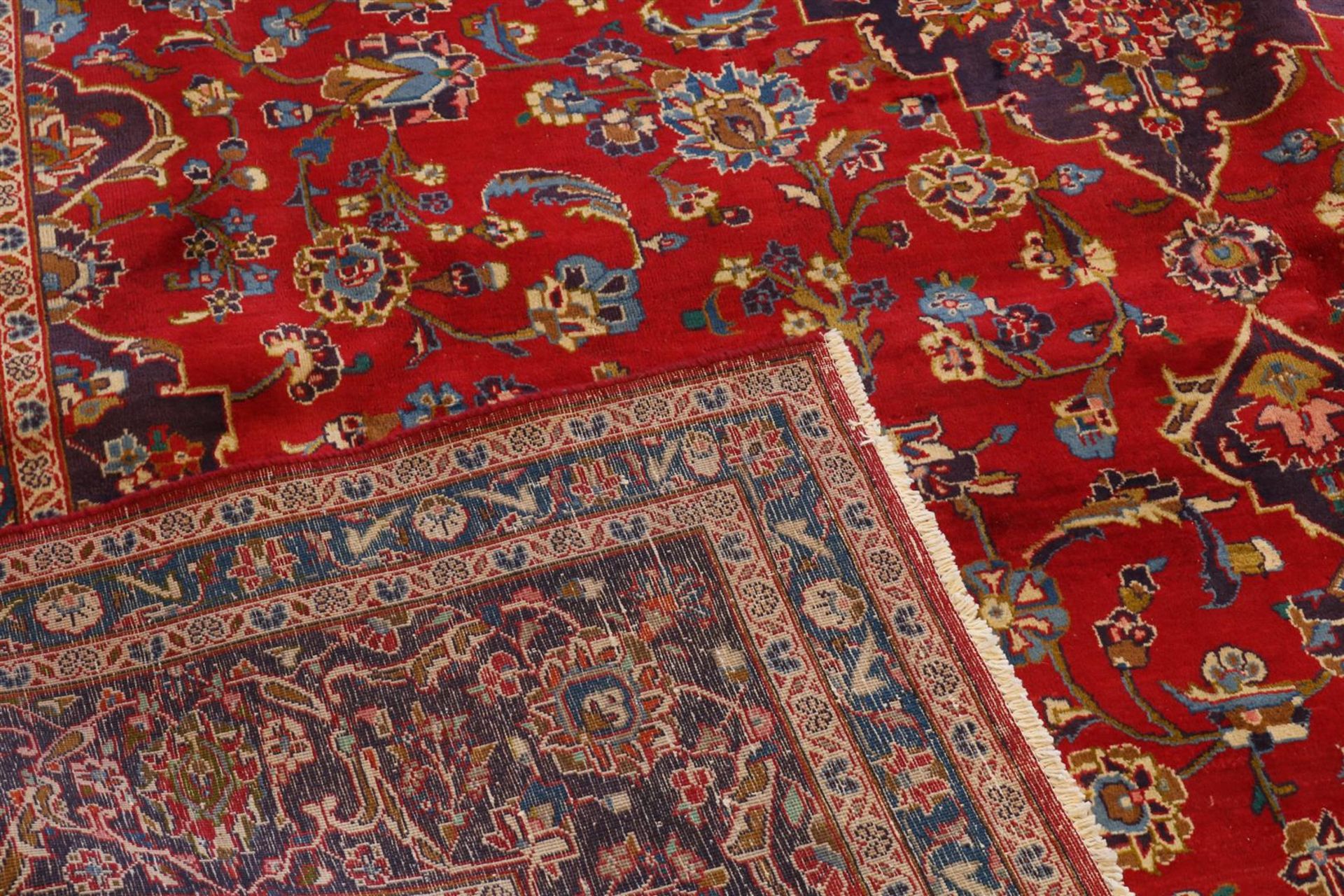 Carpet, Meshed, 385 x 298 cm. - Bild 2 aus 2