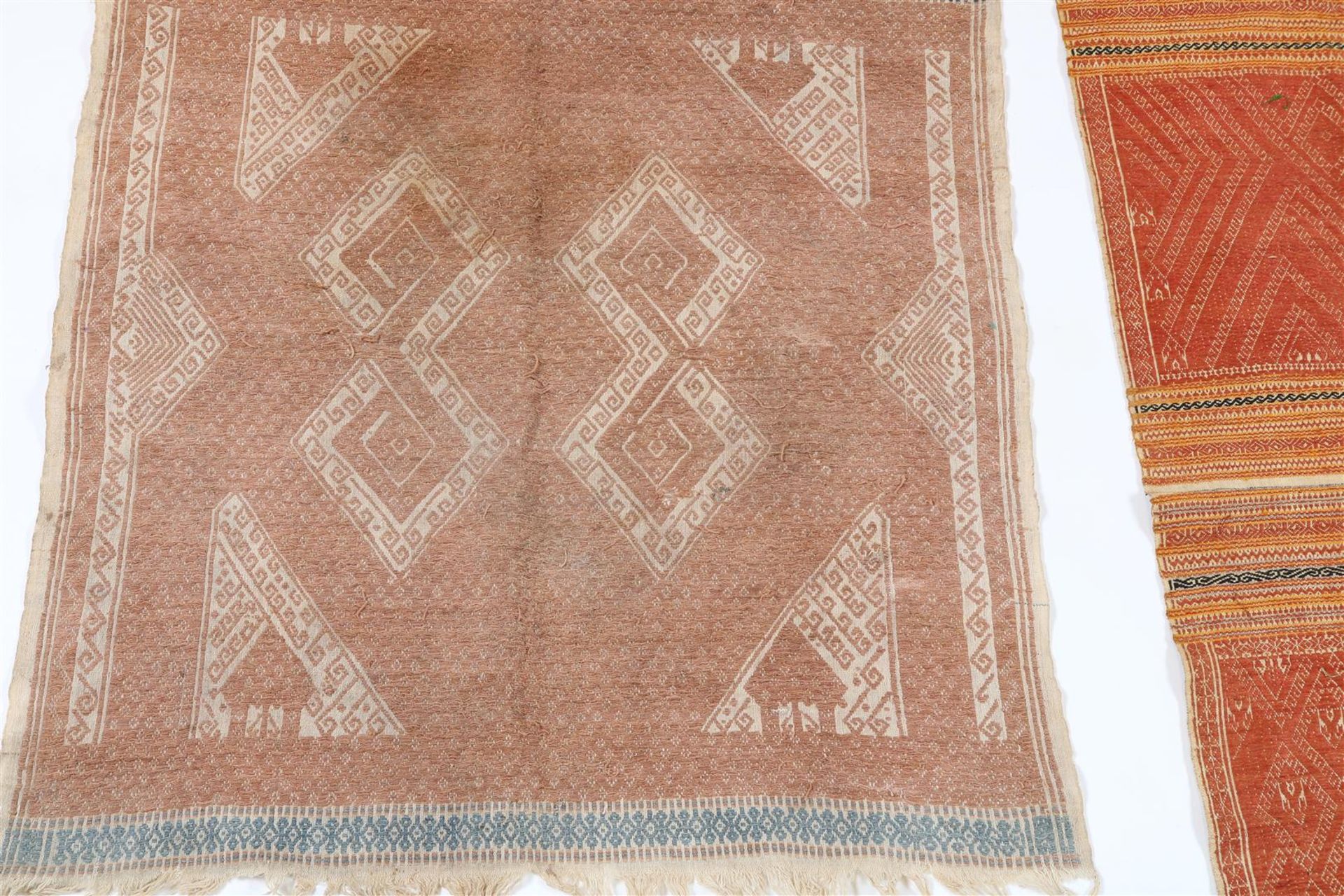 Two various elongated ceremonial cloths, Tatibin - Bild 2 aus 5