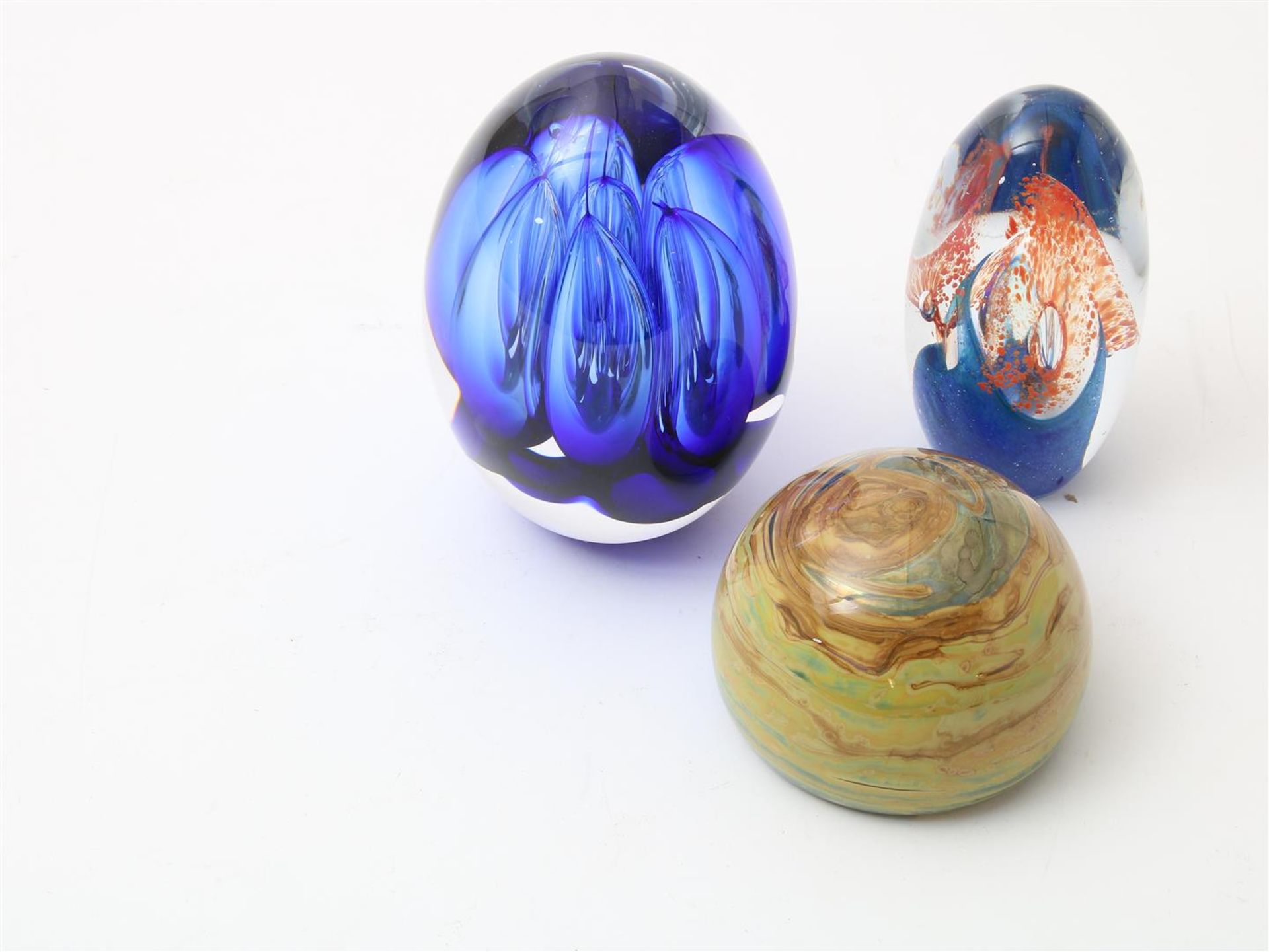 Series of 3 thick glass paperweights, with enclosed deocr, signed and numbered: Val Saint Lambert,