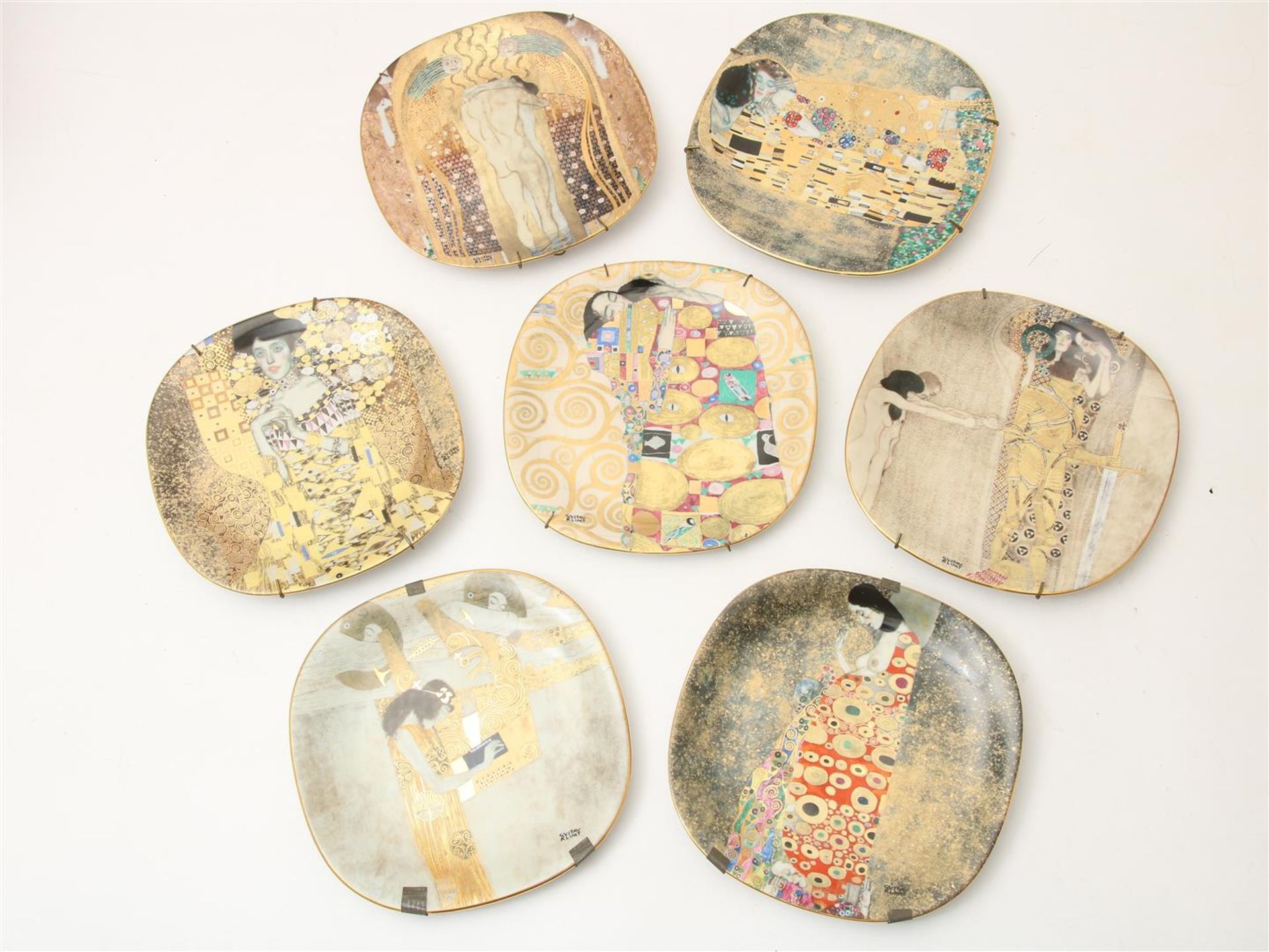Series of 7 plates with images of the painter Gustav Klimt, Lilien porzellan, "Phantastic