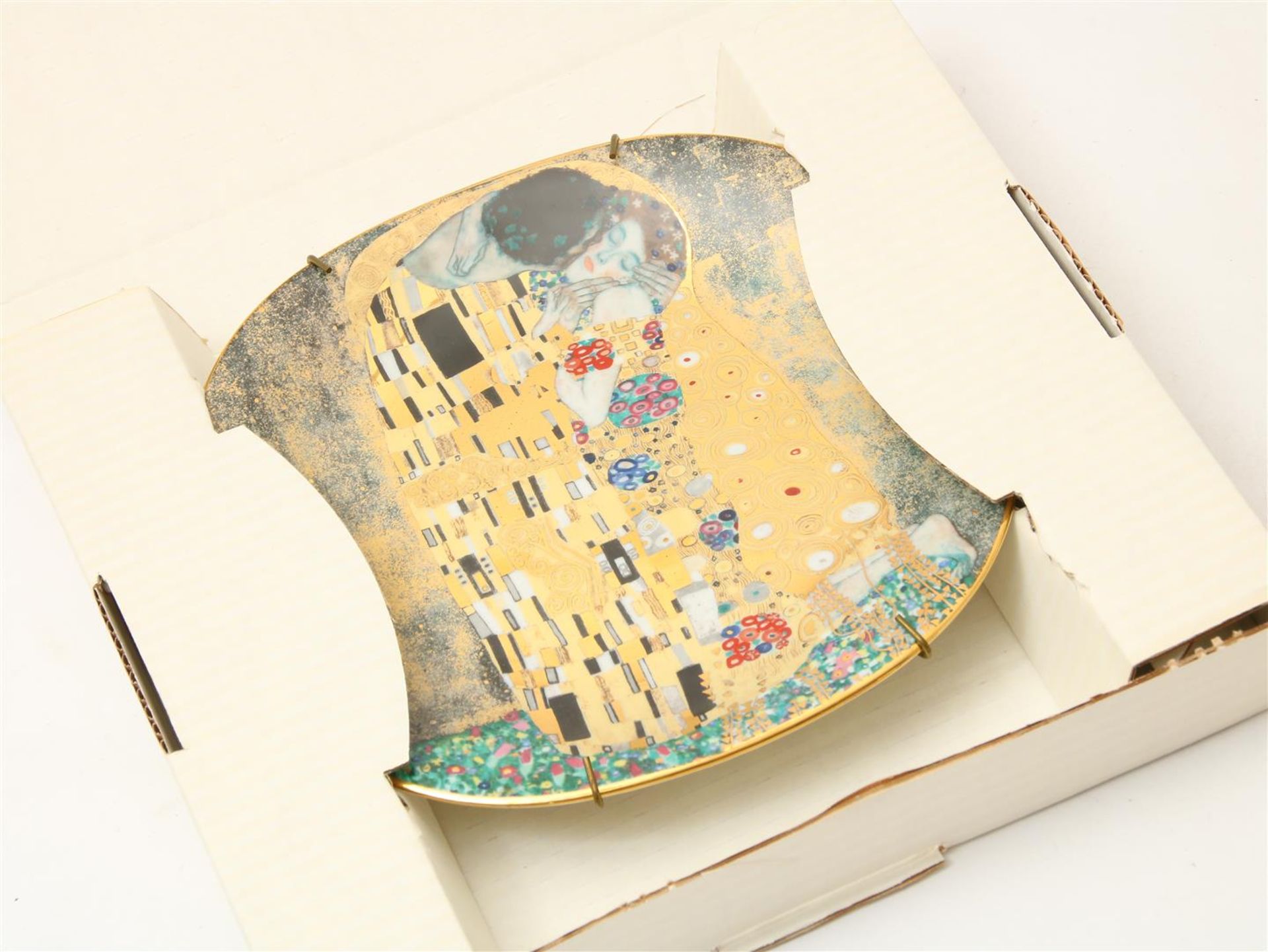 Series of 7 plates with images of the painter Gustav Klimt, Lilien porzellan, "Phantastic - Image 5 of 18