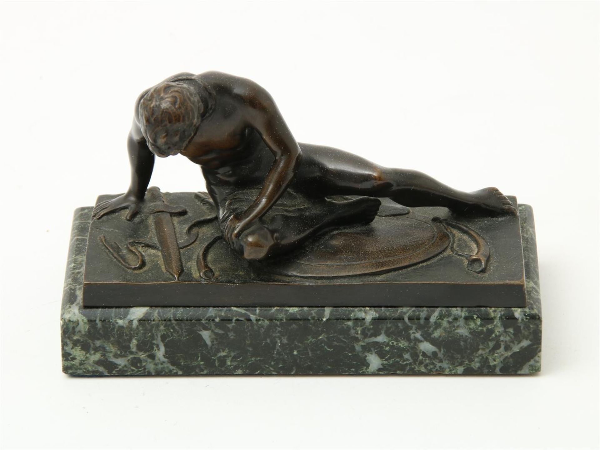 Bronze sculpture of Dying Gall  - Bild 2 aus 3