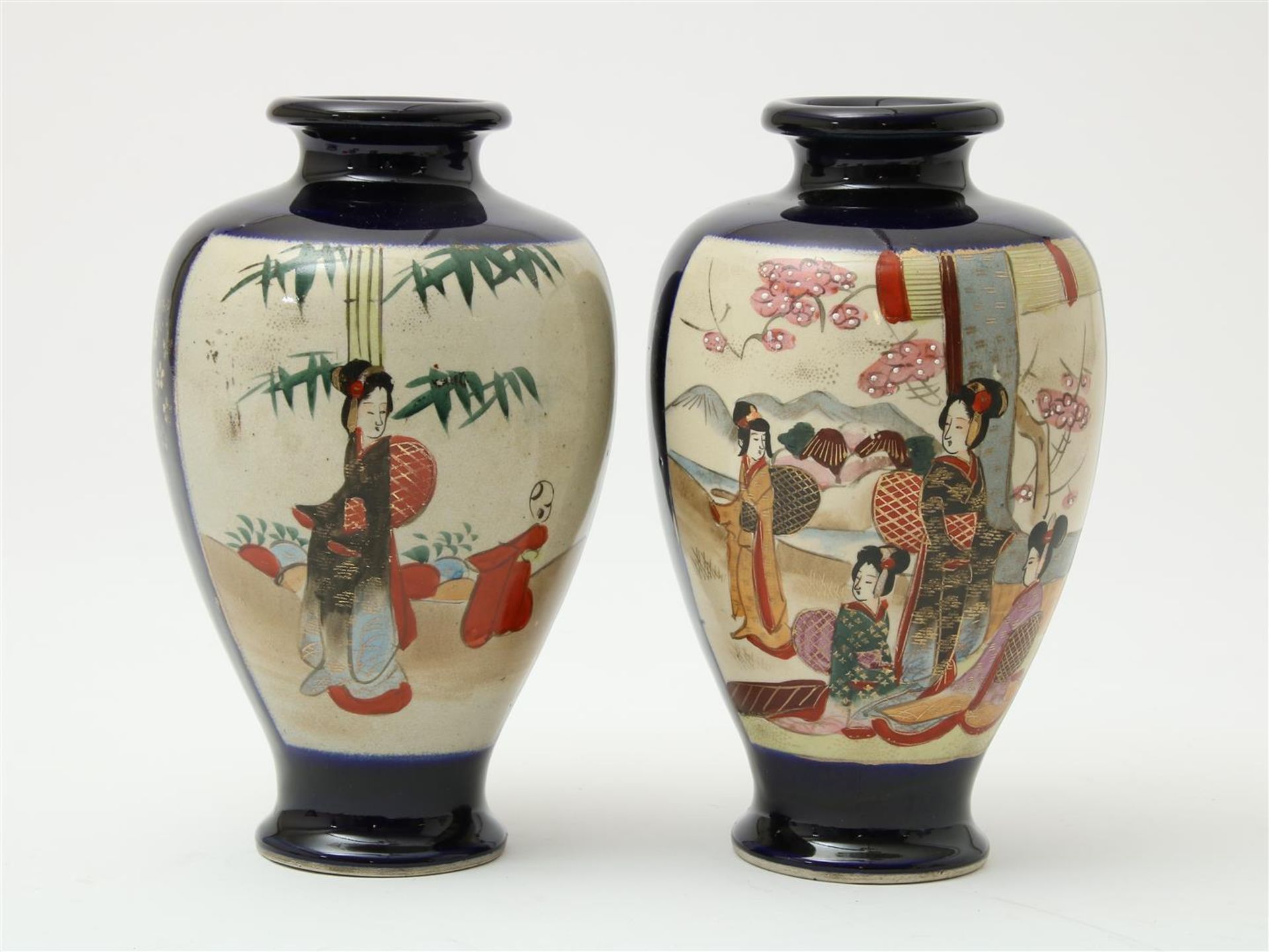 Set of Satsuma vases with decor of Geishas in panels, two imari bowls, one under lid, teapot, - Image 2 of 7