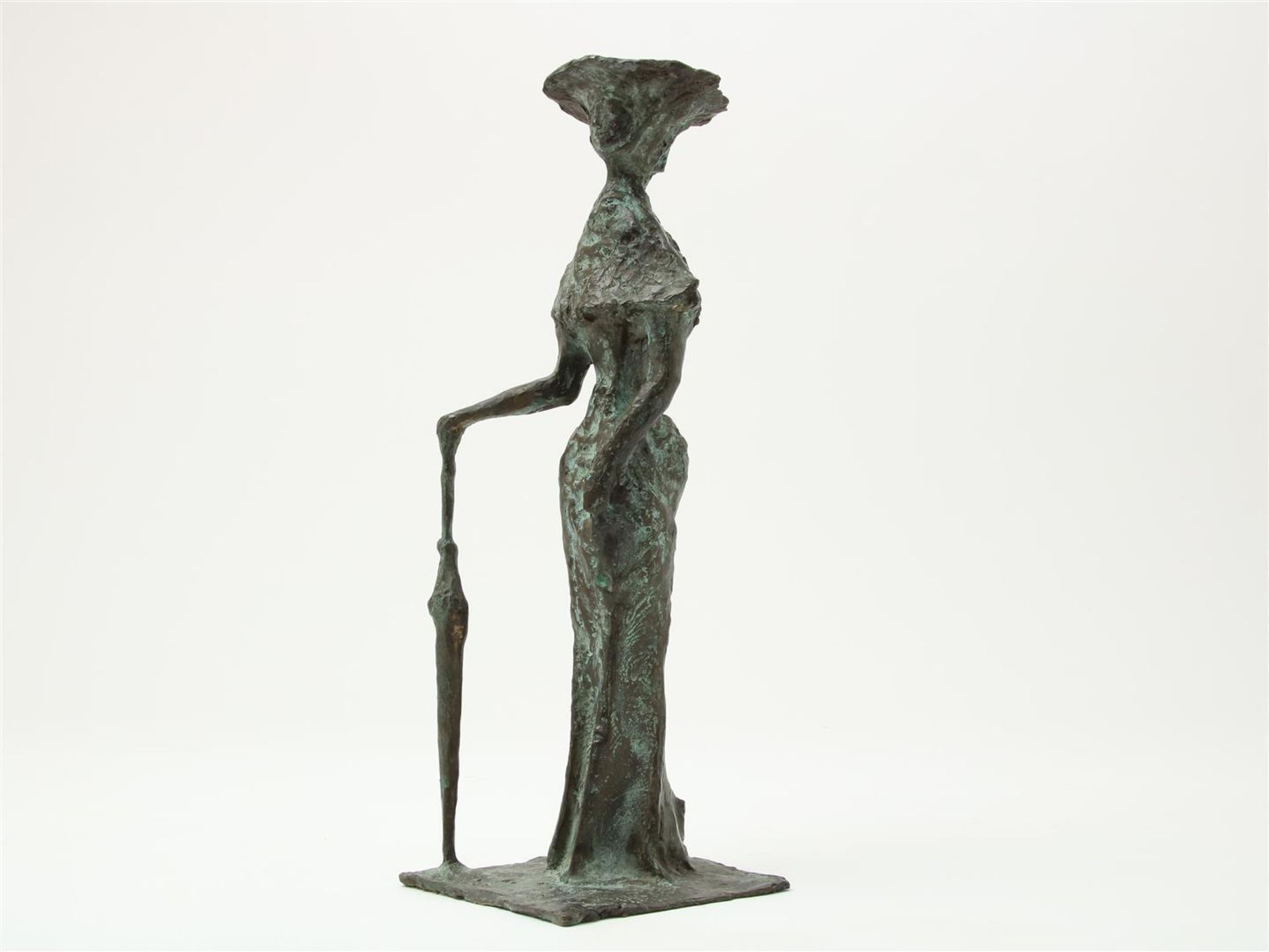 Theo van der Nahmer (1917-1989) Eline Vere, bronze sculpture, height: 42 cm. - Image 2 of 5