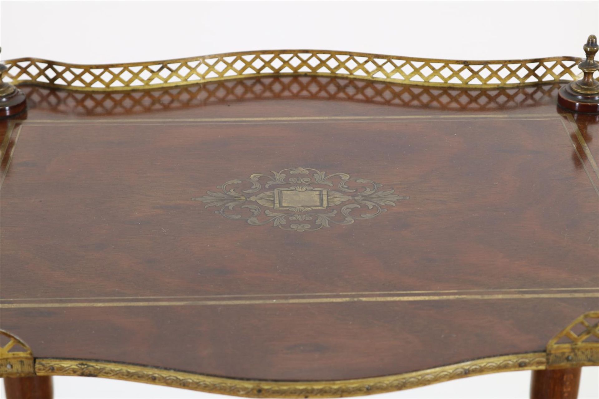 Walnut etagere Napoleon III table with 3 corrugated tops trimmed with brass knobs, gallery and - Image 2 of 4