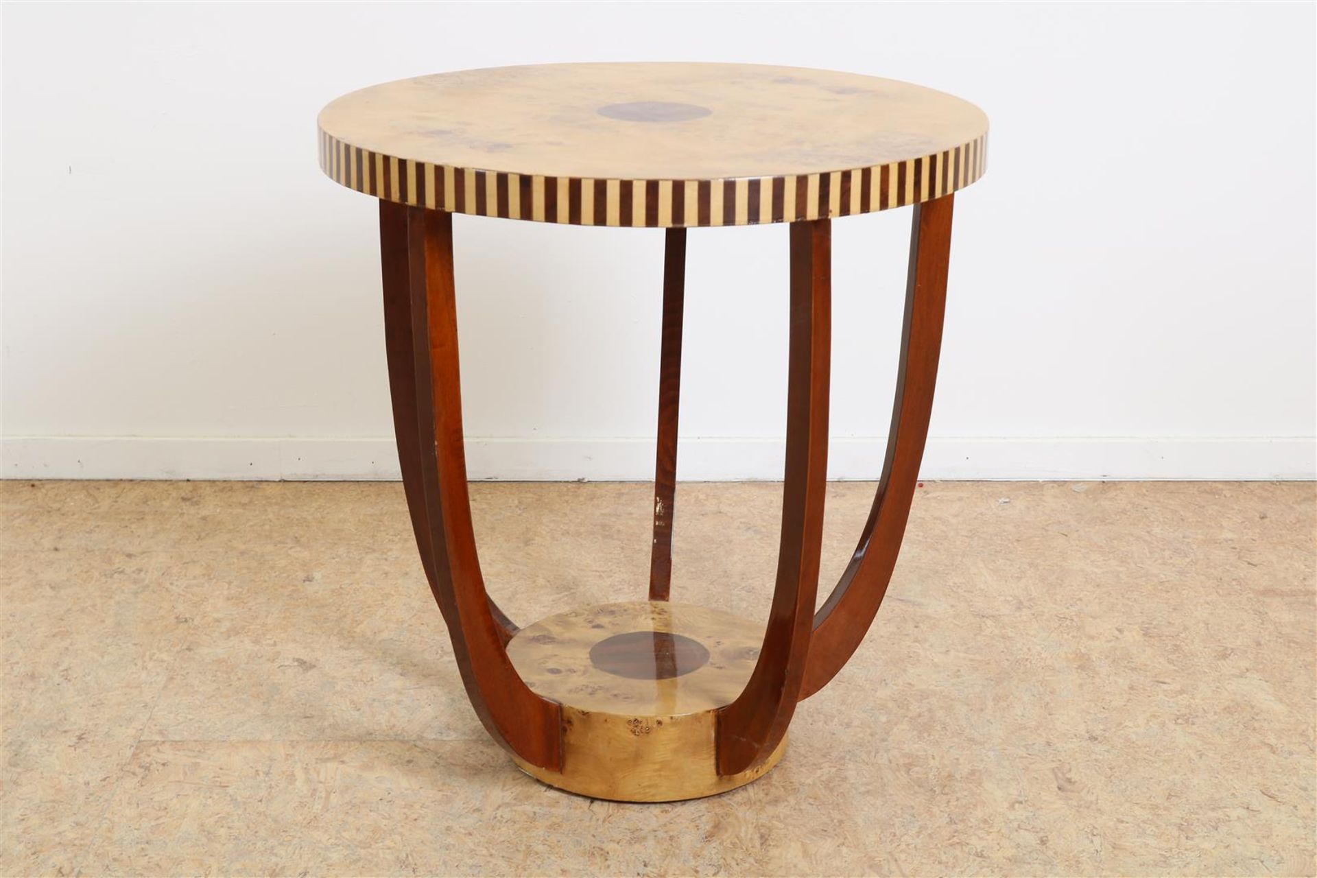 Walnut veneered Art Deco style side table on curved legs connected by plateau, height 61 cm,