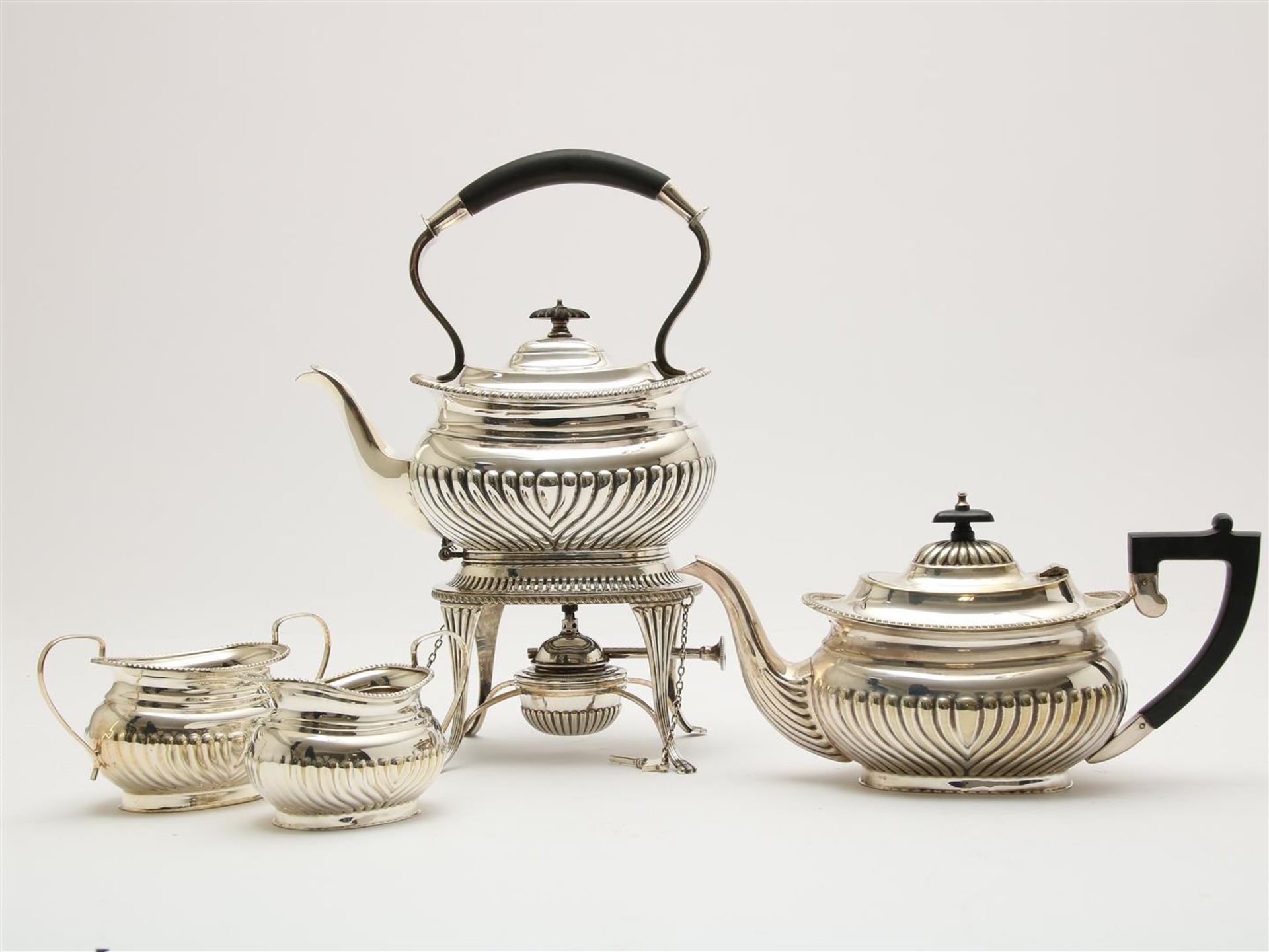 Set teapot, bouilloire, coffee pot, creamer, sugar bowl, England, Silversmith