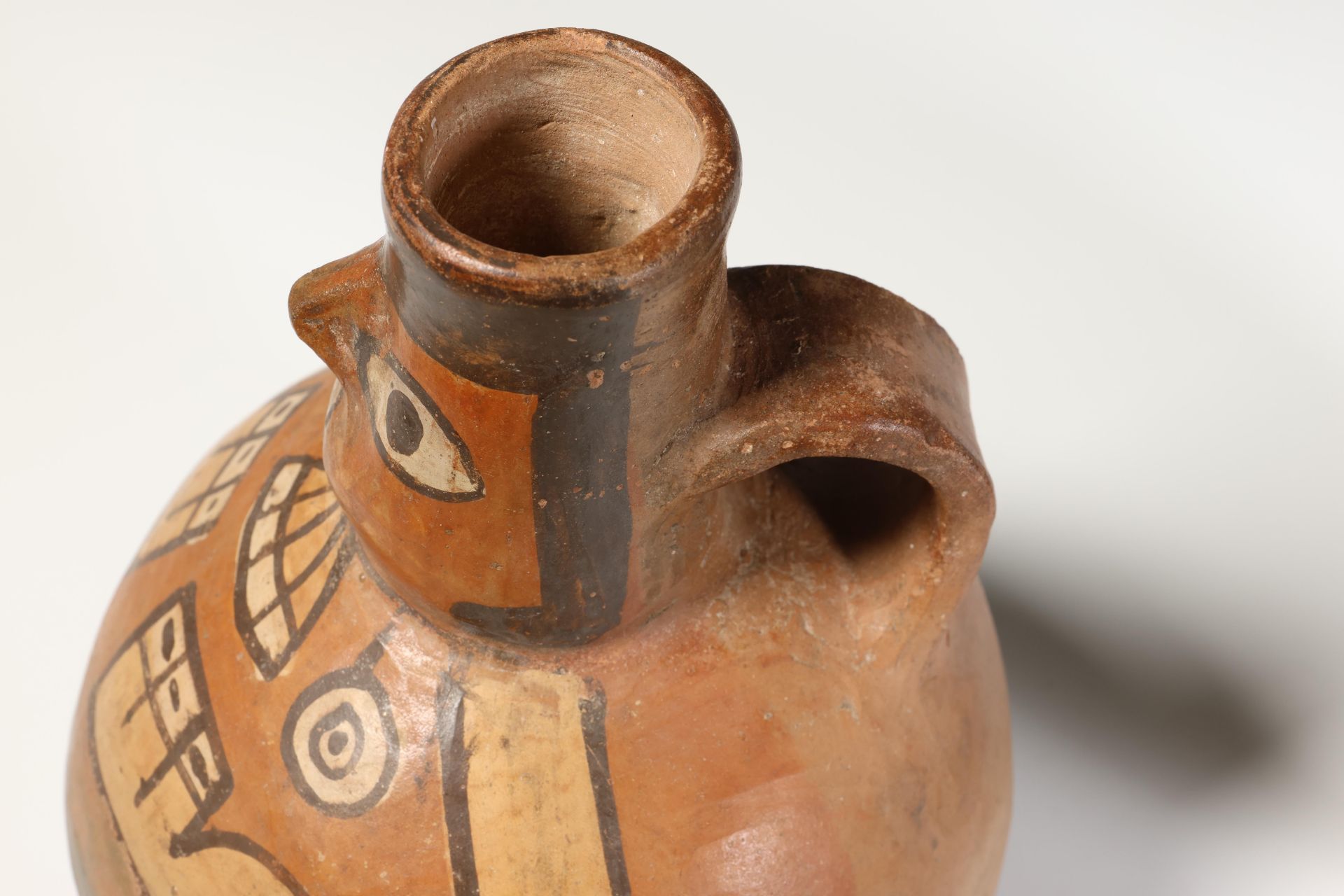 Peru, Huari, 650 - 800 AD, figure vase. - Image 5 of 6