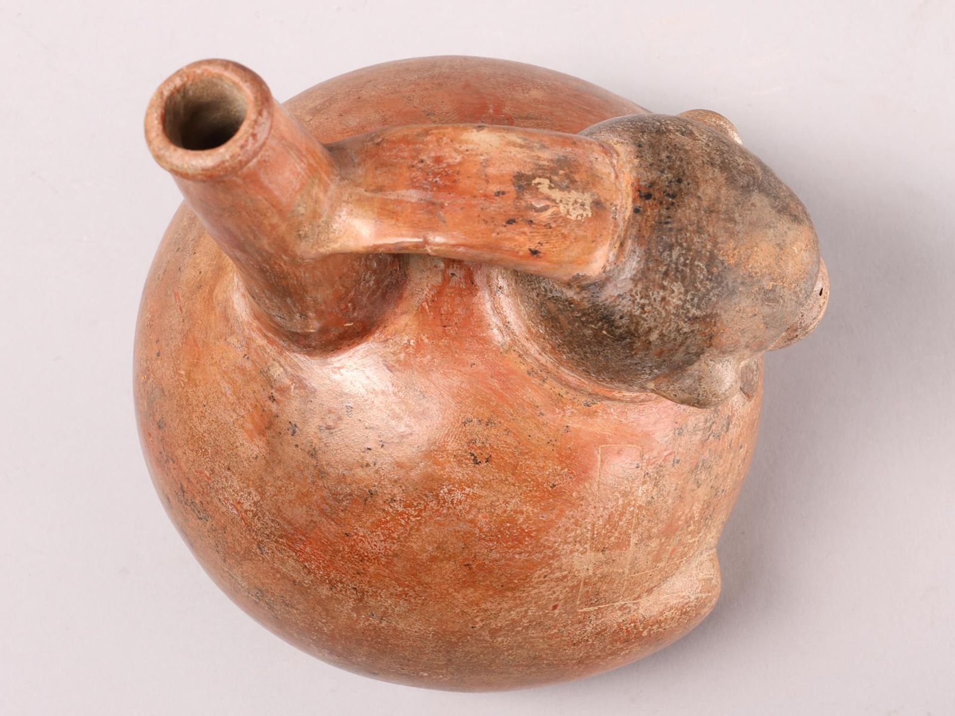 Equador, Chorrera, a stirrup vessel, 800 - 500 BC. - Image 6 of 7