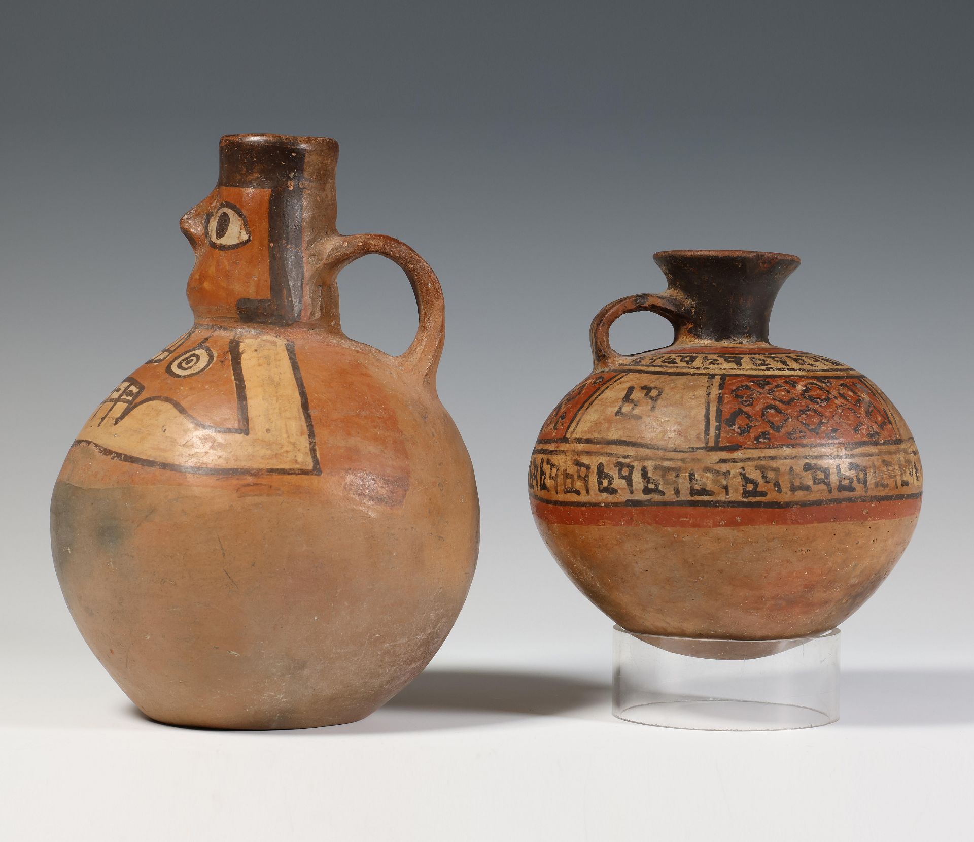 Peru, Huari, 650 - 800 AD, figure vase. - Image 3 of 6