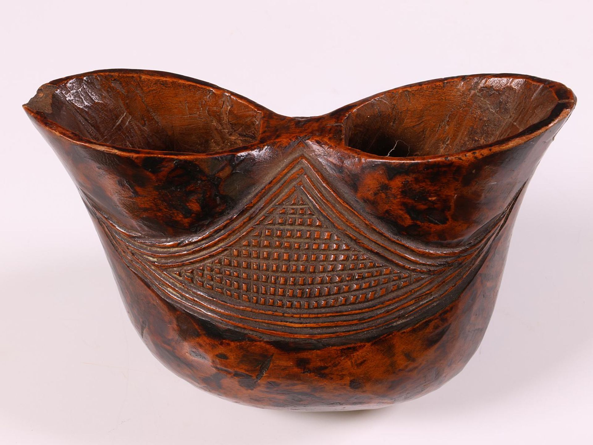D.R.Congo, Suku, a wooden cup - Image 3 of 5