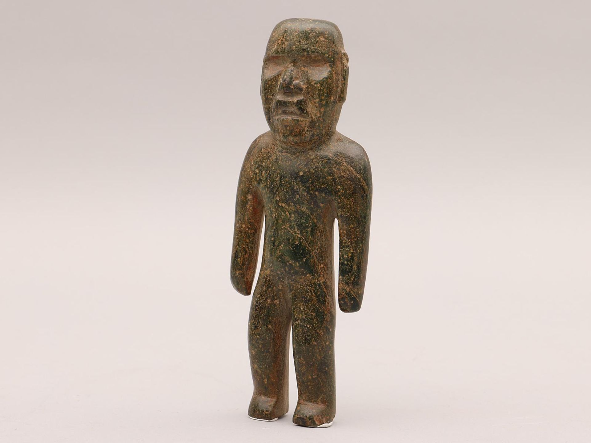 Mexico, Olmec, green stone sculpture of a standing anthropomorphic figure, ca. 900-400 BC. - Image 6 of 9