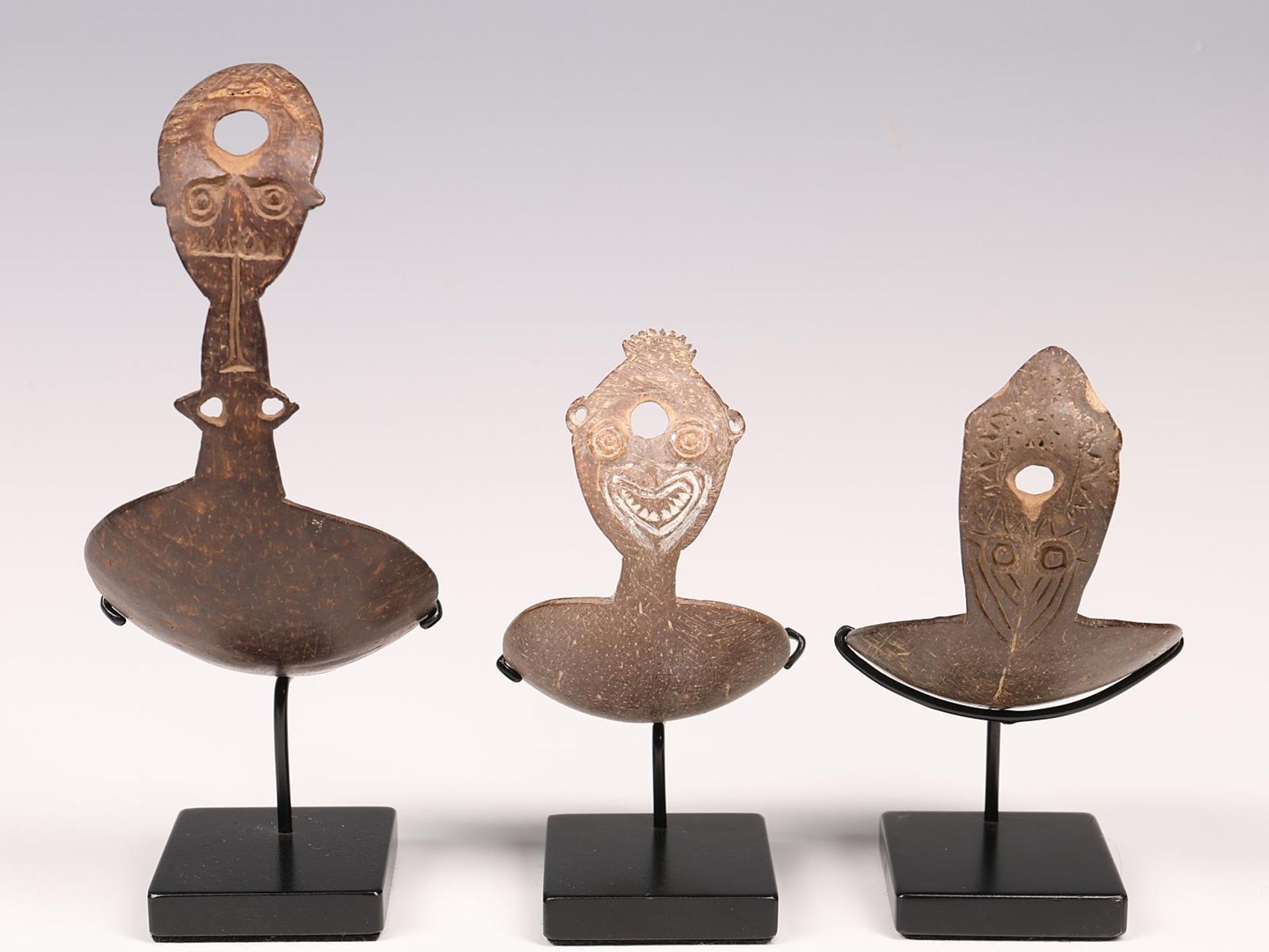 P.N. Guinea, a collection of eleven coconut shell spoons - Image 4 of 5
